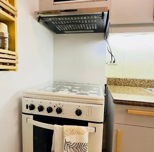 Beyond Zurich Staycation Apartamento Manila